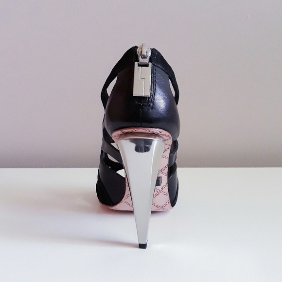 Dominica Heels - Picture 5 of 10